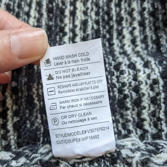 Vince Frayed Edge Drape Front Cardigan M Black Knit Mid Length Chunky Sweater - Picture 8 of 8